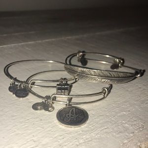 Alex And Ani Expandable Wire Bangle Bracelet